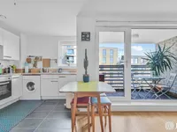 Недвижимость Aqua Apartments, Goodchild Road: 2