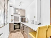 Недвижимость Cambridge Street: 10