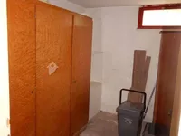 Недвижимость Квартира Второй Этаж, Центр: 20