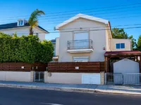 Недвижимость 4 Bedroom House For Sale In Agios Athanasios, Limassol: 10