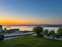 Недвижимость 3-room apartment New Koper: 3