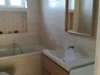 Недвижимость Трехкомнатная в центре города: 4