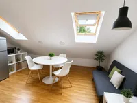 Недвижимость Apartment, 6+ rooms, Center: 7