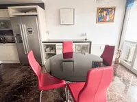 Недвижимость Apartment on Zhiherlova Street: 2