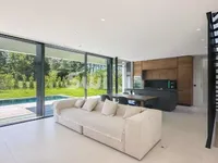 Недвижимость Single house 6 rooms: 3