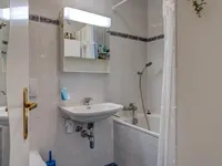 Недвижимость Apartment 4 rooms: 10