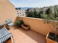 Недвижимость Apartment 5 rooms: 3