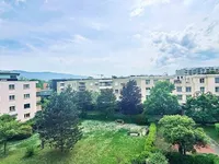 Недвижимость Apartment 5 rooms: 5