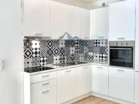 Недвижимость Residential building: 8