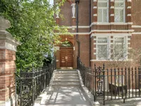 Недвижимость Cadogan Gardens: 3
