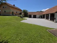 Недвижимость Kmetiankovo Estate in Lokavets: 1