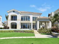 Недвижимость 6 Bedroom Villa for Sale in Pervolia, Larnaca: 1
