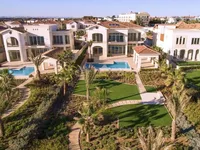 Недвижимость 6 Bedroom Villa for Sale in Pervolia, Larnaca: 2