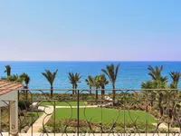 Недвижимость 6 Bedroom Villa for Sale in Pervolia, Larnaca: 20