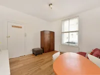 Недвижимость Finborough Road: 2
