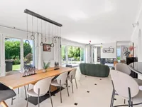 Недвижимость Single house 7 rooms: 6