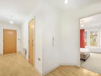 Недвижимость Ferndale Road: 1