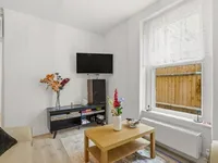 Недвижимость Coldharbour Lane: 8