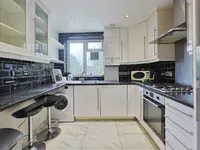 Недвижимость Farnhurst House, Blondel Street: 12