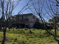 Недвижимость House in Parechago: 1