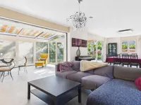 Недвижимость Bifamiliar house 6 rooms: 7