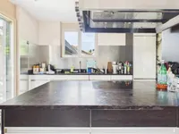 Недвижимость Bifamiliar house 6 rooms: 12