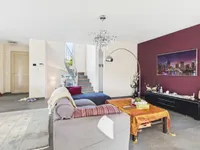 Недвижимость Bifamiliar house 6 rooms: 13