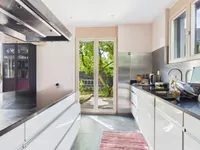 Недвижимость Bifamiliar house 6 rooms: 16