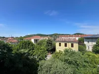 Недвижимость Четырехкомнатная в центре: 8