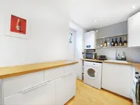 Недвижимость Seven Sisters Road: 10
