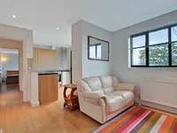 Недвижимость Leeland Way: 6
