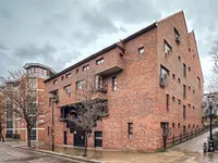 Недвижимость Moreton Street: 4