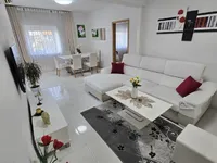 Недвижимость Apartment, 3-room, Bertoki: 2