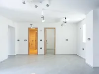 Недвижимость Квартира с тремя комнатами Новое Шмарье: 2