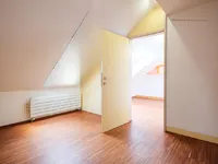 Недвижимость Three-room apartment Deposit: 6
