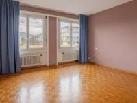 Недвижимость Apartment 5 rooms: 6