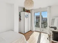 Недвижимость Bifamiliar house 6.5 rooms: 6