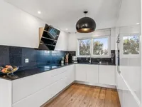 Недвижимость Bifamiliar house 6.5 rooms: 9