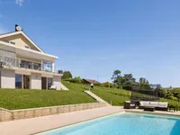 Недвижимость Villa 9.5 rooms: 4