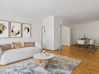 Недвижимость Apartment 4 rooms: 1