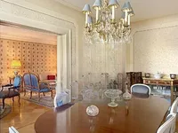 Недвижимость Apartment 5 rooms: 2