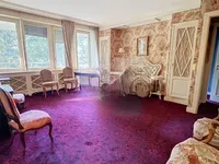 Недвижимость Apartment 5 rooms: 4