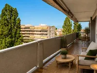 Недвижимость Apartment 12 rooms: 4