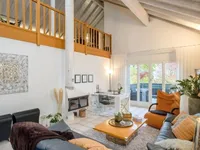 Недвижимость Attic flat 9 rooms: 2