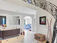Недвижимость Single house 7 rooms: 2