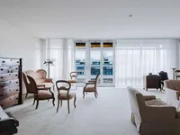 Недвижимость Apartment 7 rooms: 6
