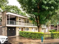 Недвижимость Darfield Way: 2