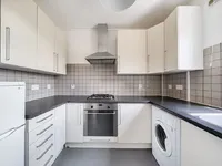 Недвижимость Doddington Grove: 3