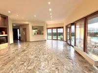 Недвижимость Villa 9 rooms: 4