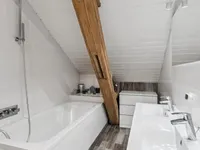 Недвижимость Attic flat 5.5 rooms: 6